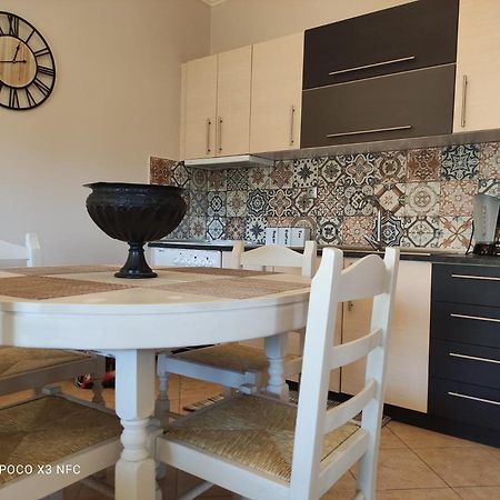 Eliza Apartment ลิคชูรี ภายนอก รูปภาพ
